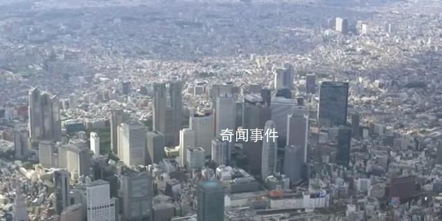 日本东京湾地震 监控画面剧烈摇晃