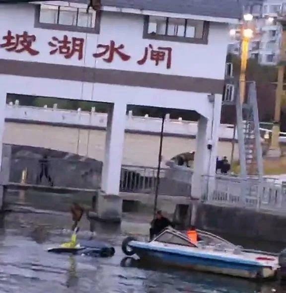 19岁小伙救下5人后溺亡 多方发声