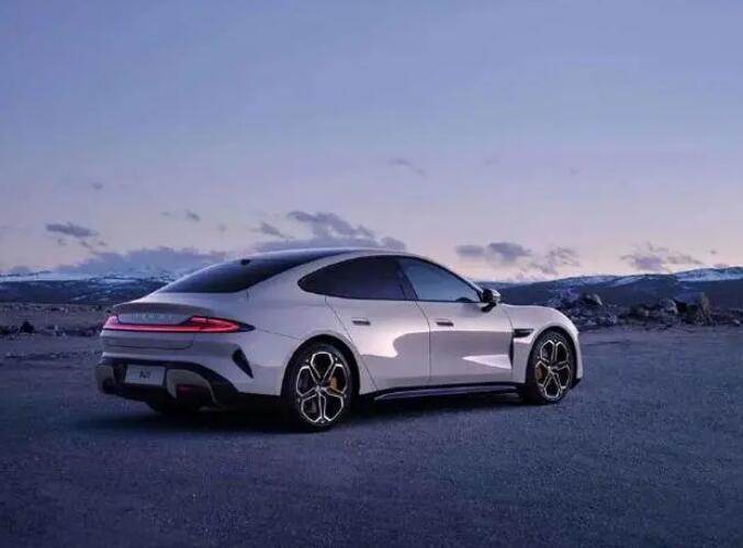 小米SU7退订率40% 