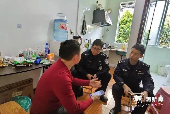 单亲爸爸跑车深夜未归 兄妹饿得报警