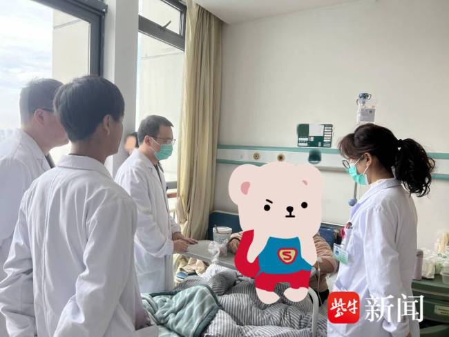 女子莫名恶心呕吐，确诊甲状旁腺肿瘤，吐到瘦十斤可谓受尽折磨