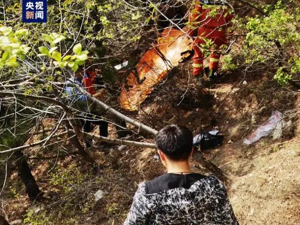 山西恒山景区落石砸中游客致1死5伤