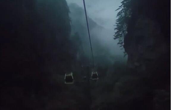 坐张家界最后一班缆车差点被吓晕