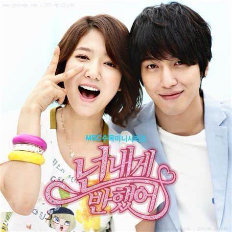 郑容和朴信惠合照曝光：15年友情引回忆杀