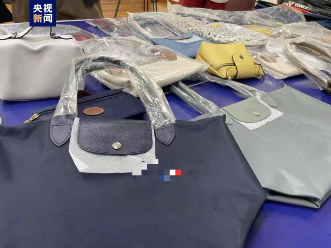 上海警方破获多起&ldquo;直播带货&rdquo;售假案 案值超1亿元