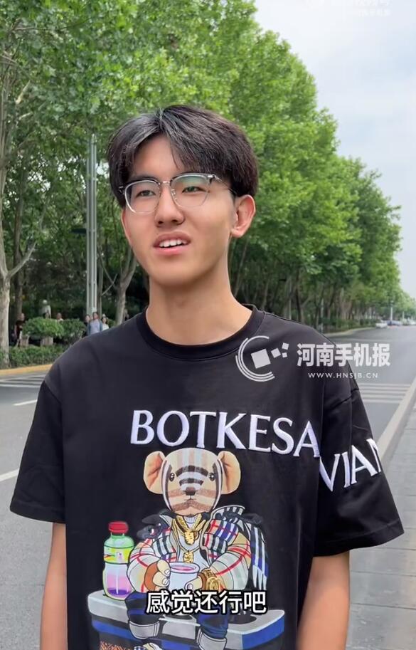 男生说第一个出考场是因为太饿了 网友:这老哥心态真好