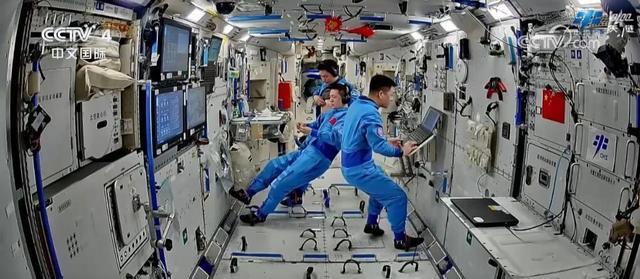 神十八乘组&ldquo;太空出差&rdquo;周记上新 科研进展顺利
