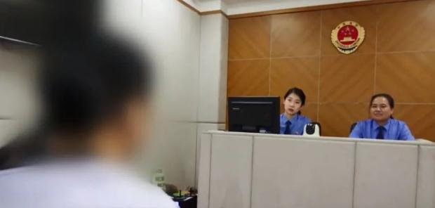 网恋4年的女友竟是已婚发小