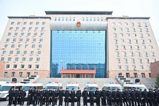 呼和浩特27人聚众斗殴案开庭审理
